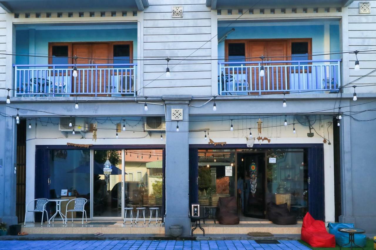 Balini 9 Hostel Denpasar  Bagian luar foto
